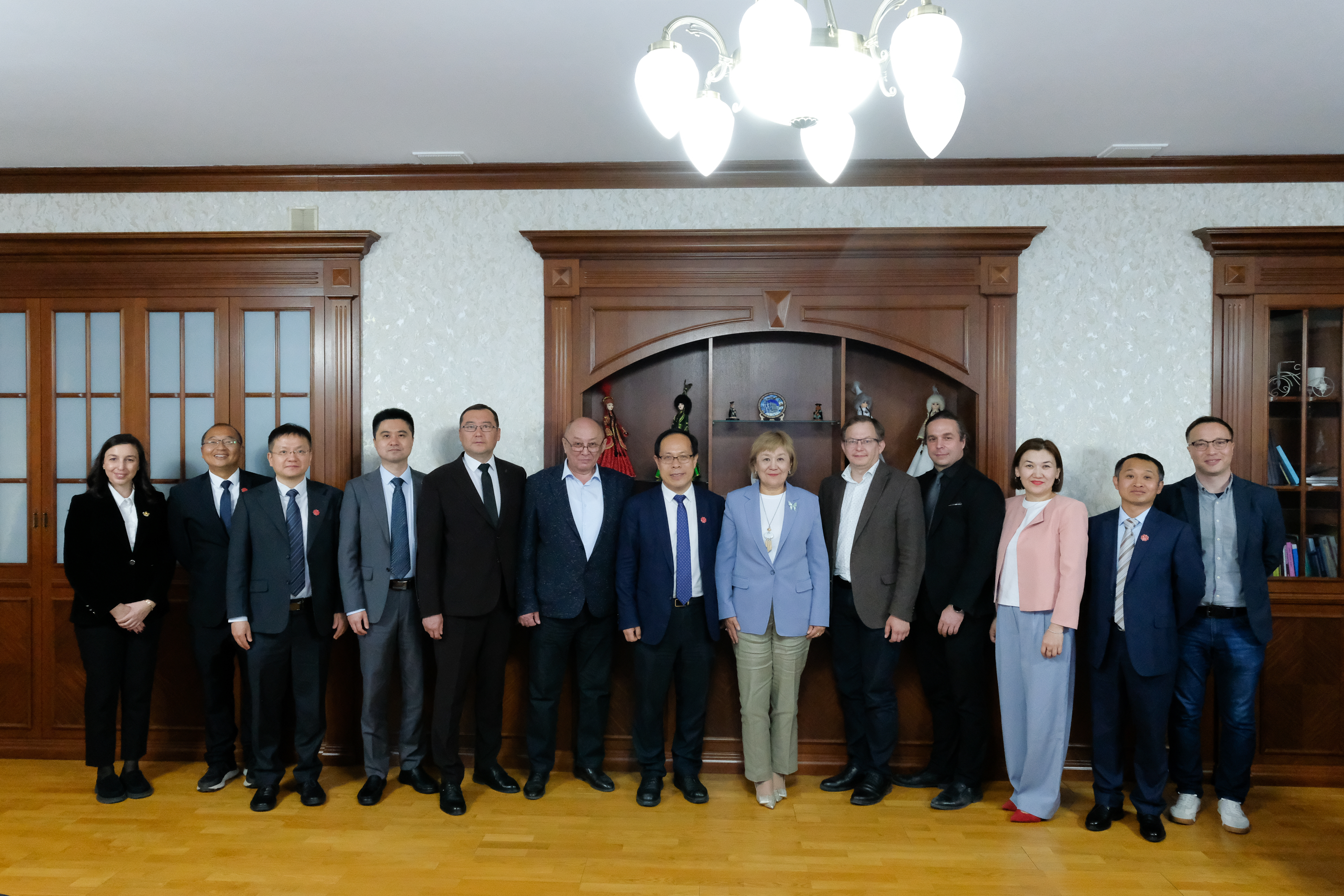 High Potential and Shared Goals: KMU and Xidian University Establish a Joint Educational Program and Laboratory