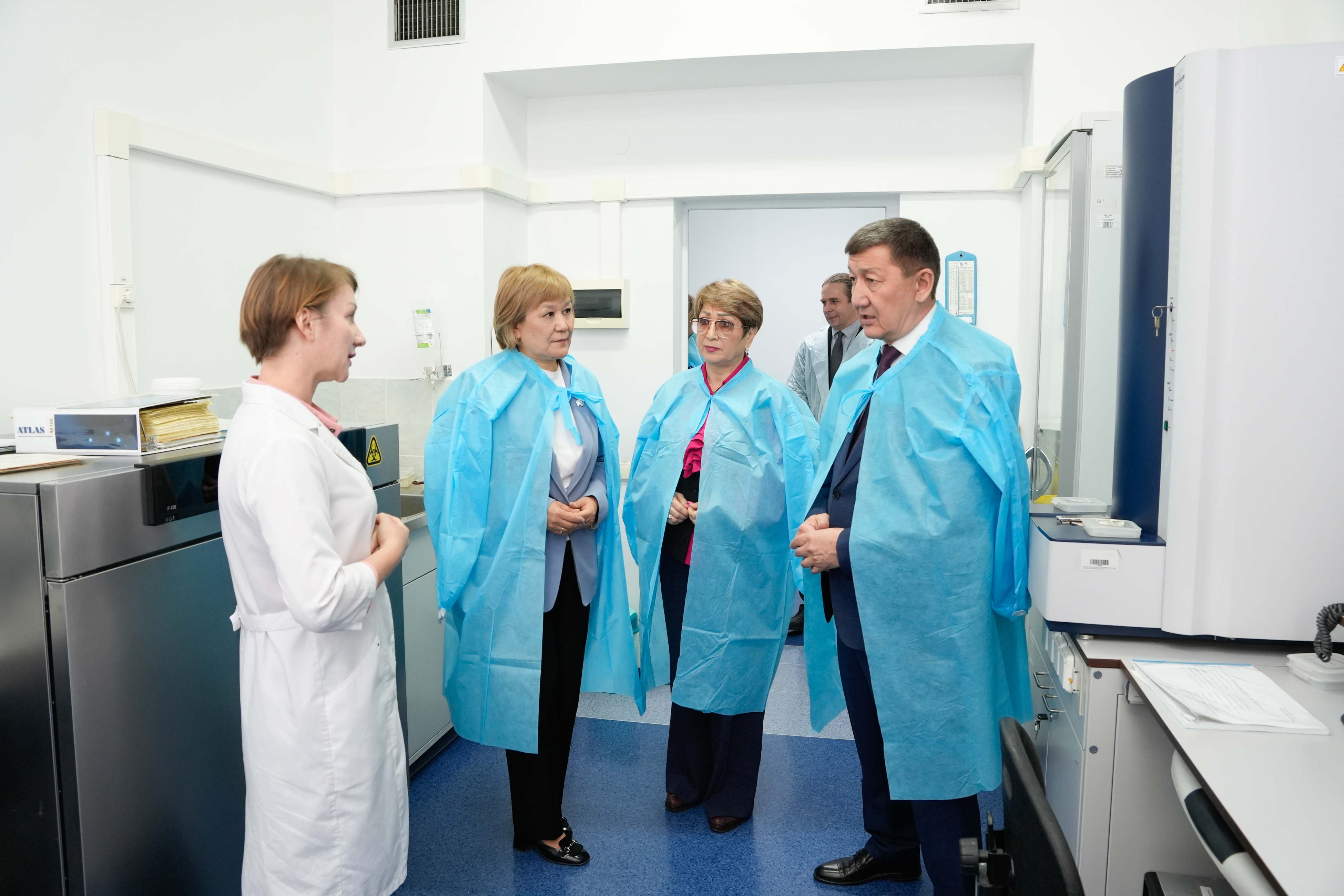 Қарағанды облыстық мәслихатының төрағасы ҚМУ-да болды