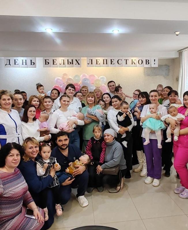 17 қараша бүкіл әлем бойынша халықаралық шала туылған балалар күнін атап өтеді