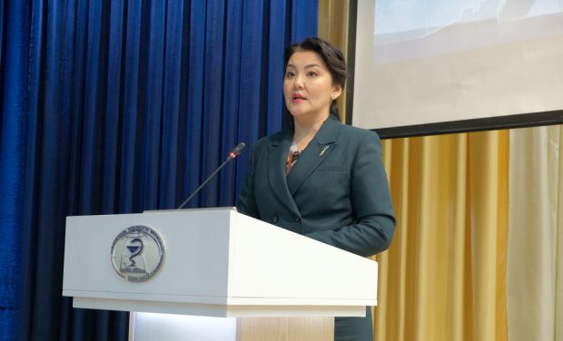 Министр здравоохранения А. Гиният провела встречу с населением Карагандинской области